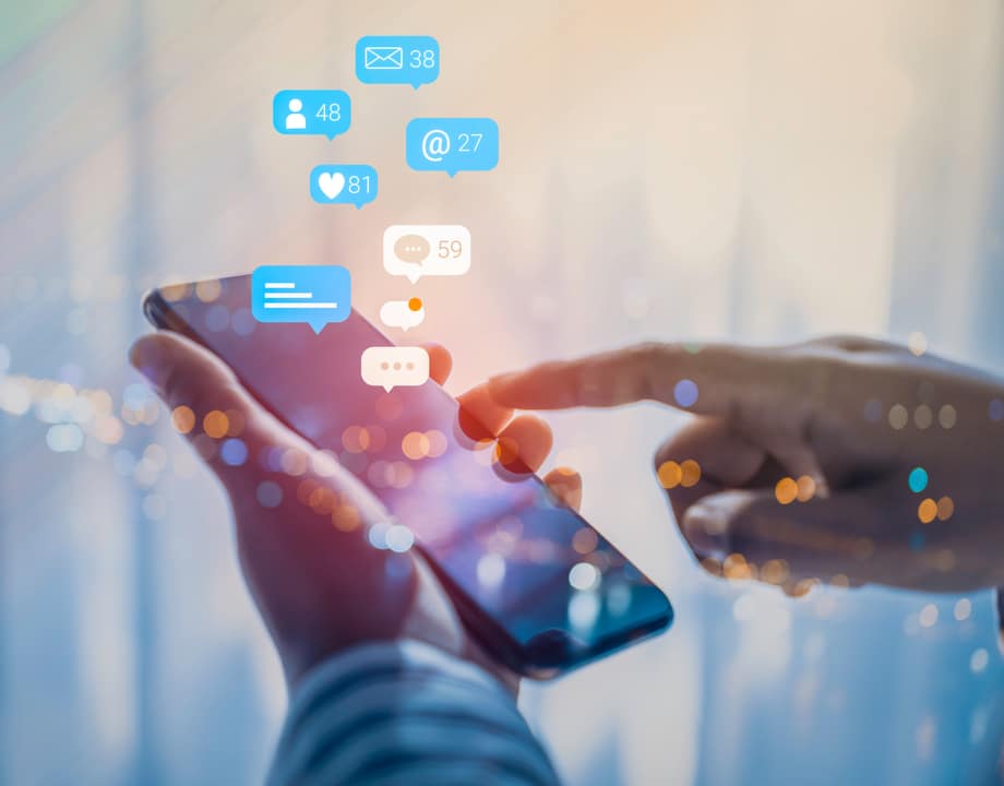 Social media recruiting