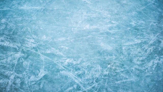 Ice cracks